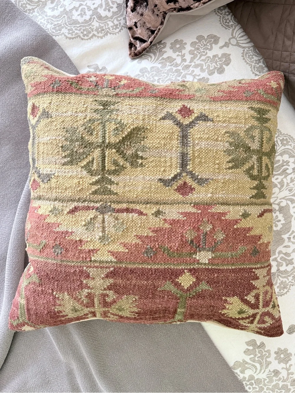 Pottery Barn Square Dhurrie Rug Accent Pillow